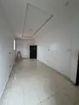 Gidan Kwana 1 Bedroom a Agungi, Lekki don Sawa - 3