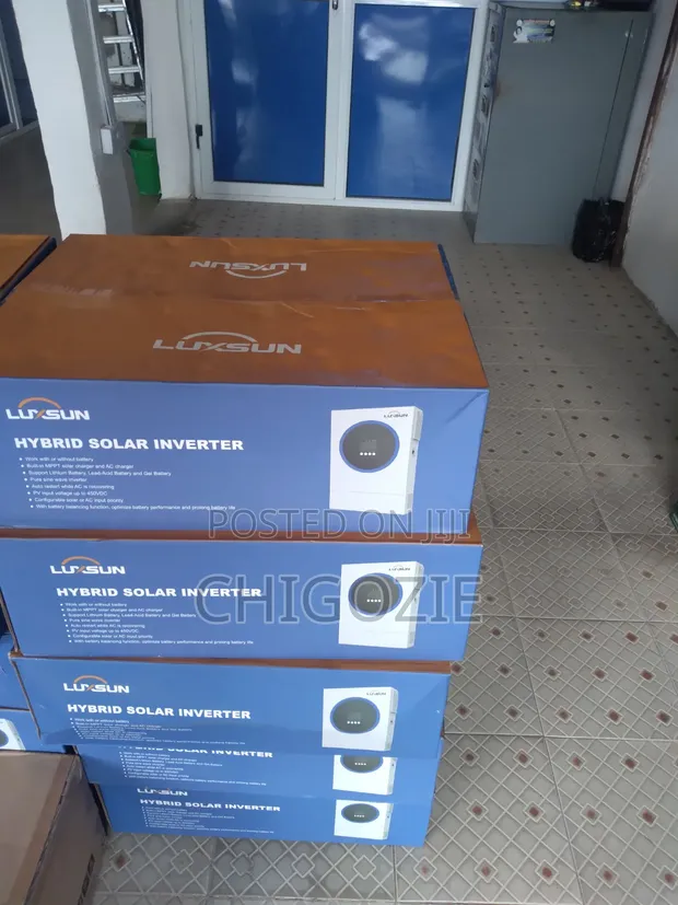 Lux Hybrid Solar Inverter 4.2KVA 24V - 1