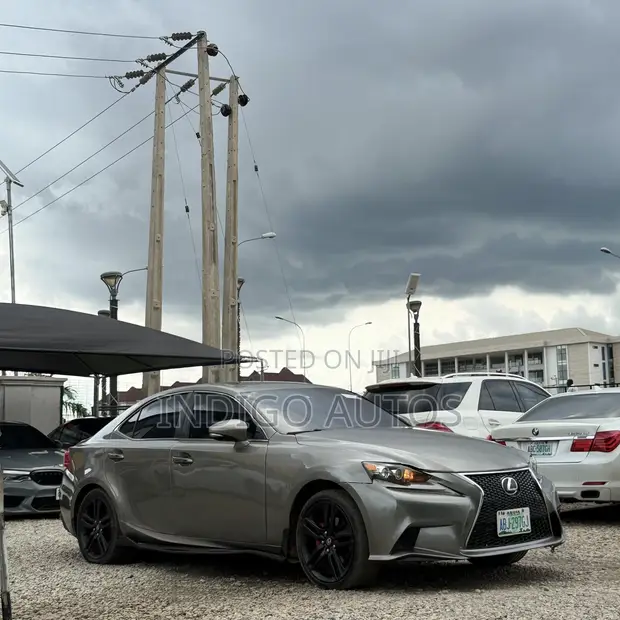 Lexus IS 250 2015 AWD Gray - 1