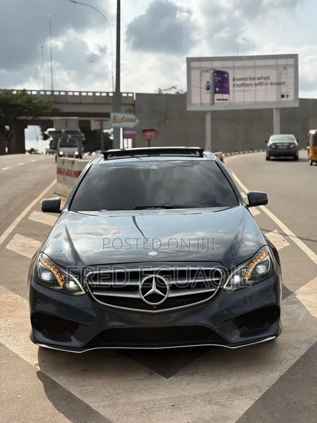 Mercedes-Benz E400 2015 Black - 1