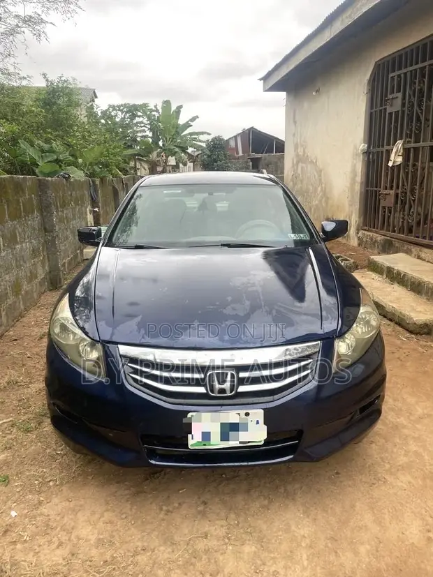 Honda Accord 2012 - 1