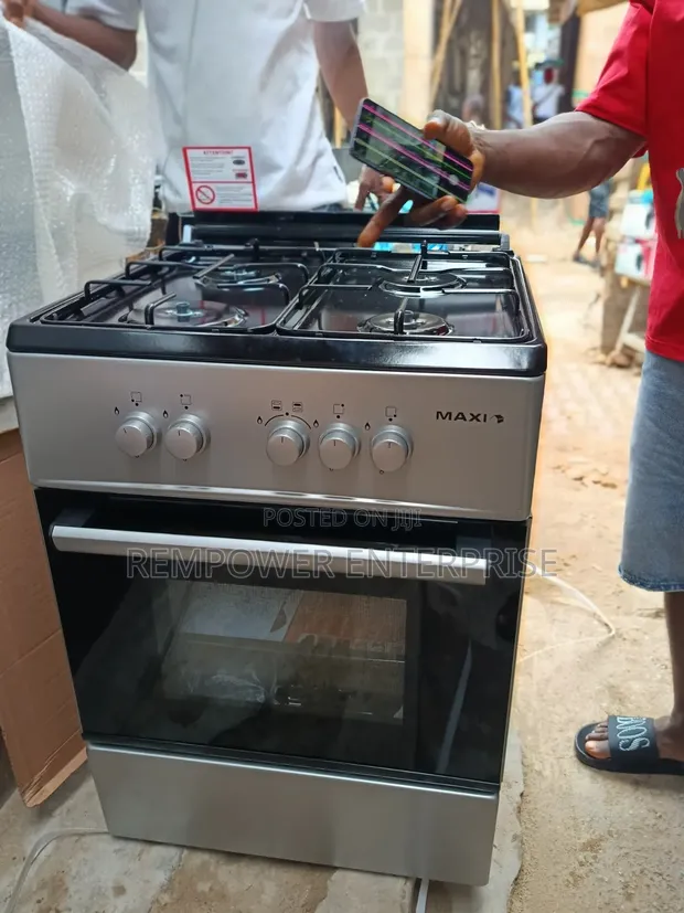 Maxi 4 Burner Gas Cooker with Oven - 1