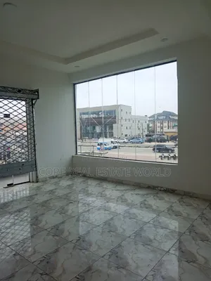 Sabo 40sqm Shago da Aka Gina A Kan Hanyar Lekki-Epe, Sangotedo