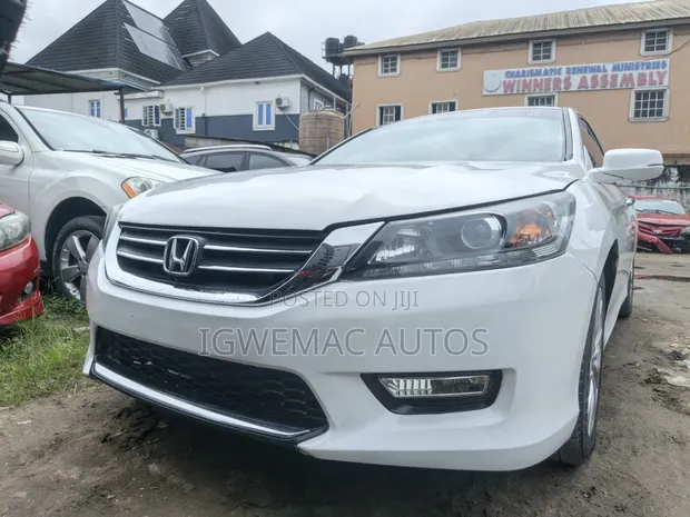 2013 Honda Accord Touring Sedan - White - 1