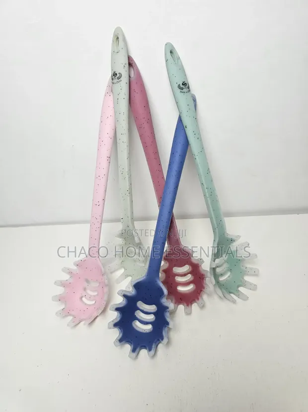 Silicone Pasta Spoon / Spaghetti Server - 1