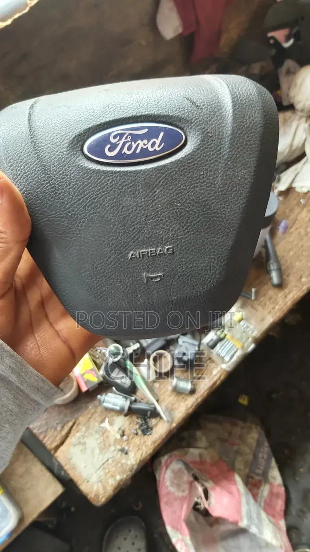 Tokunbo Steering Airbag for Ford Edge (2017-2020) - 1