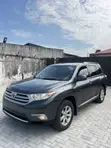 Toyota Highlander 3.5L 4WD SUV 2013 - Grey - 4