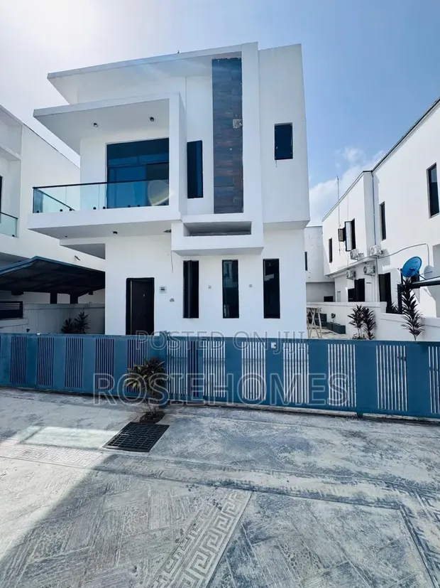 4 Bedroom Duplex with BQ in Orchid, Lekki Phase 1 for Rent - 1