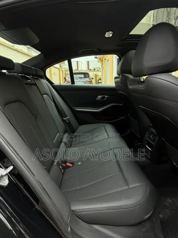BMW 330i 2020 Black - 1
