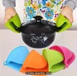 Heat Resistant Silicone Pot Holders / Mini Oven Mitts - 2