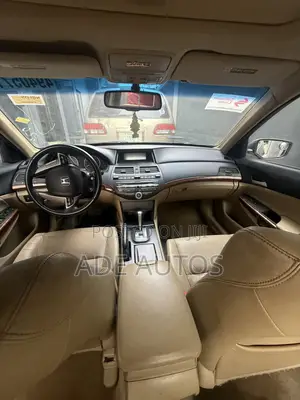 Honda Accord 2011 Burgundy