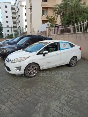 2014 Ford Fiesta S 4dr Sedan 1.6L Petrol