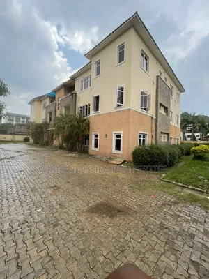 3 Bedroom Apartment for Rent in Kado by Naf Valley