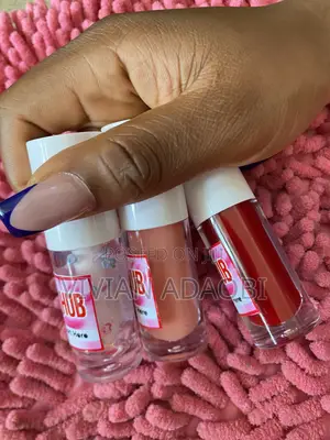 Kiss Beauty Shimmer Lip Gloss - Pink
