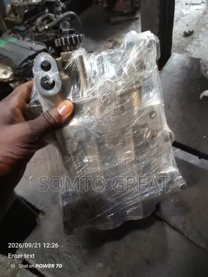Used Oil Pump for Hyundai Santa Fe/Sonata/Tucson (2012-2015)