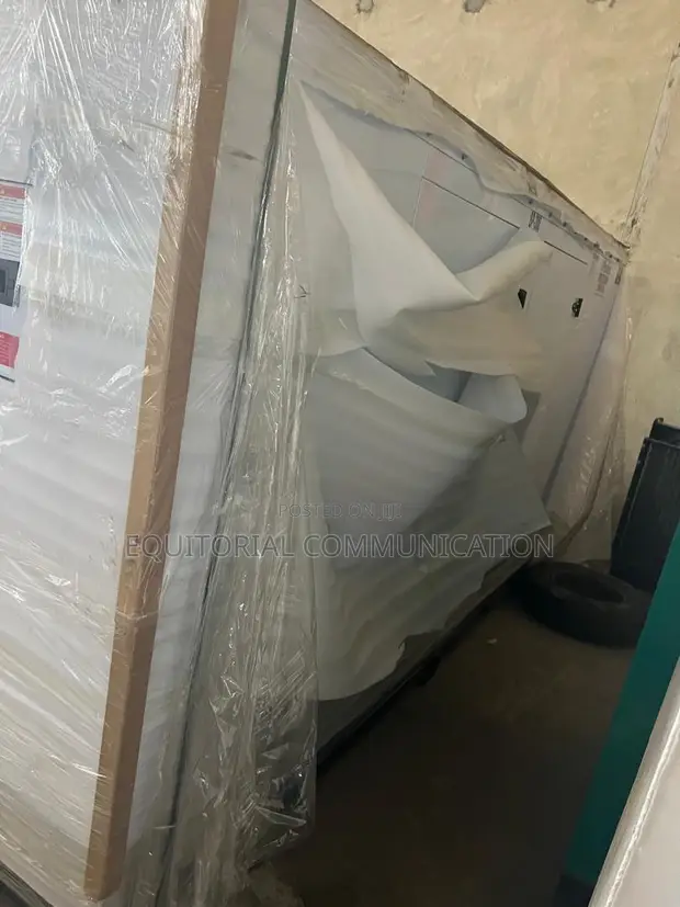 300KVA Perkins Soundproof Diesel Generator - 1
