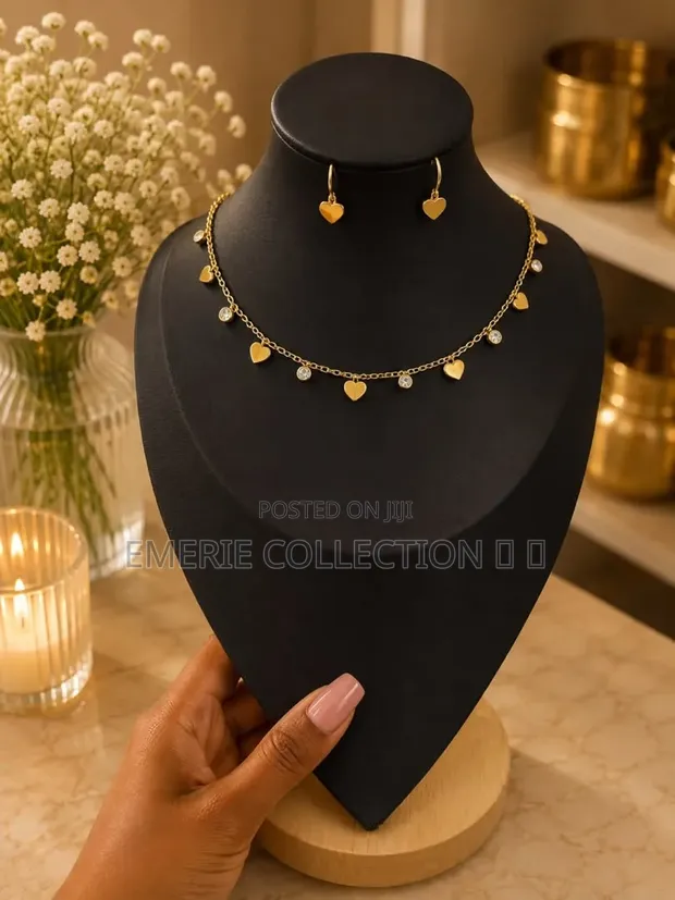 Elegant Quality Gold Jewellery Sets - 1