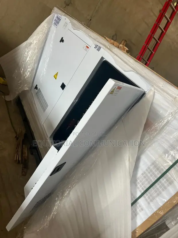 Perkins 300KVA Soundproof Diesel Generator - 1