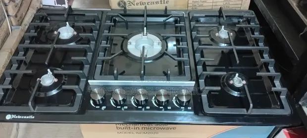 Newcastle 5-Burner Built-in Gas Cooker Hub - 1