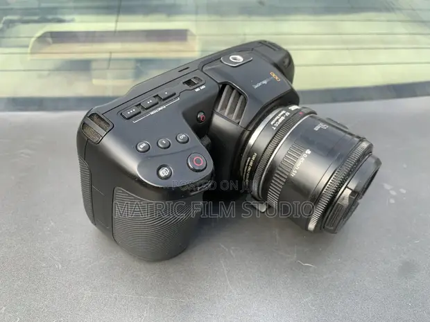 Blackmagic Pocket Cinema Camera 4K - 1