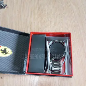 Ferrari Smartwatch Mai Kyau - An Riga An Yi Amfani Da Shi