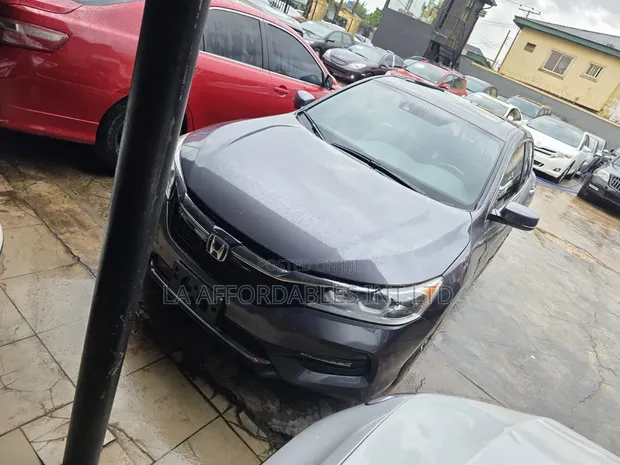 2017 Honda Accord Sport SE Sedan FWD (2.4L) - Gray - 1