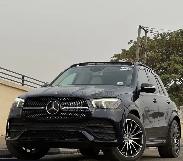 Mercedes-Benz GLE 450 4MATIC 2021 Black - 1