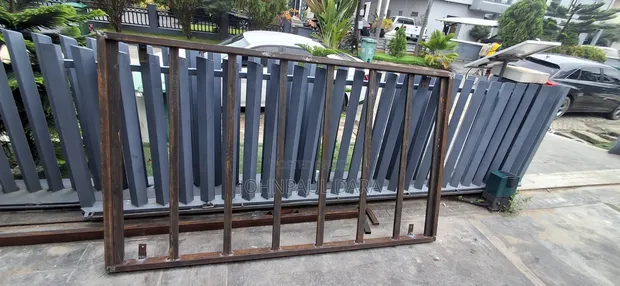 P4 Outdoor LED Screen for Swimming Pools - 1