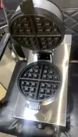 Waffle Maker Mai Juyawa na Lantarki - Single Waffle - 1