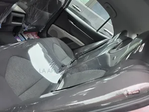 2019 Toyota Camry SE 2.5L Silver