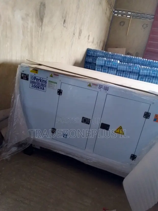 Perkins 100KVA Mai Jinjirin Wutar Lantarki (Soundproof Diesel Generator) - 1