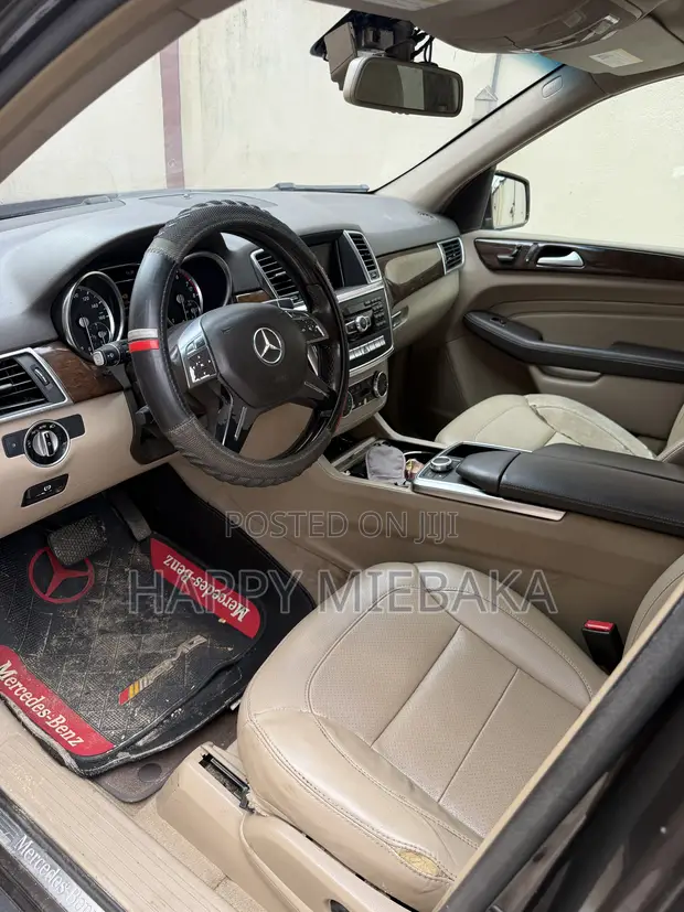 Mercedes-Benz M Class 2014 Brown - 1