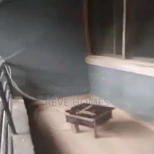 2 Bedroom Flat for Rent in Ebute Metta/Adekunle, Yaba