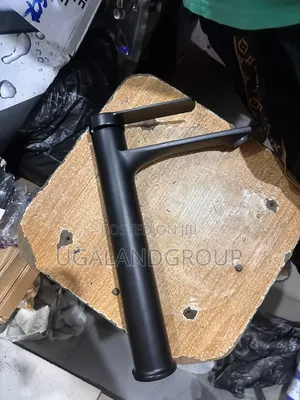 Sabon Dogon Faucet na Basin na Countertop