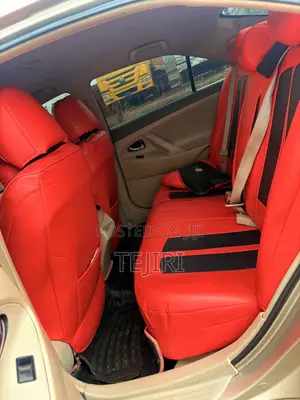 2008 Toyota Camry LE Gold