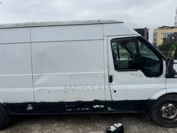 Ford Transit Van 2010 White - 1