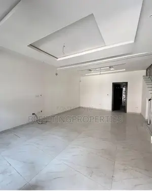 4 Bedroom Duplex with Pool & Gym in Lekki Phase 1