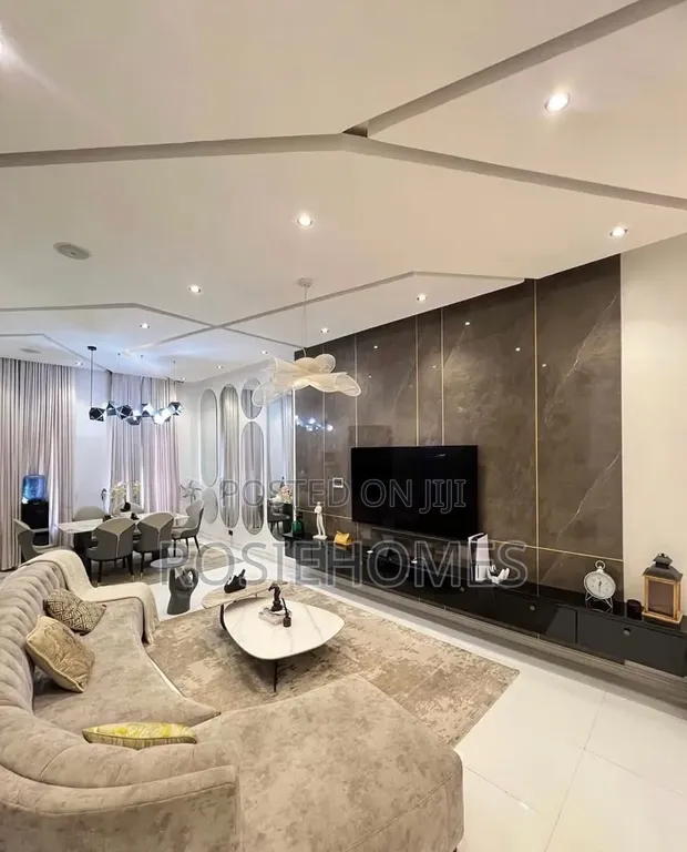 Furnished 3-Bedroom Duplex in Orchid, Lekki Phase 1 for Rent - 1