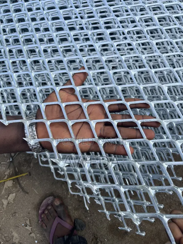 Expanded Metal Mesh - 4ft x 8ft - 1