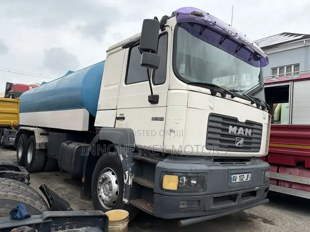 MAN 20000L Water Tank Truck - 1