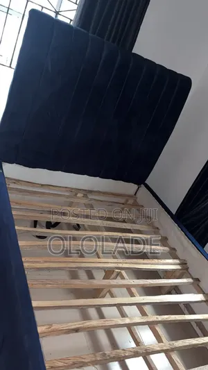 Bed Frame Blue Mai Amfani - 75-80 Inches