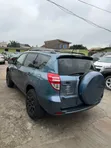 Toyota RAV4 2010 Shuɗi - 5