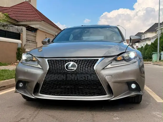Lexus IS 250 2015 Gray - 1