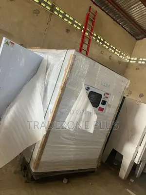 Jirgin Perkins 300kVA na Masana'antu Mai Karewa da Sauti