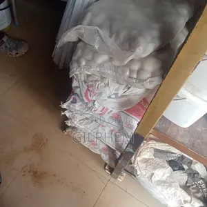 White and Other Color Foreign Stones for Decoration