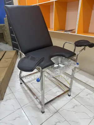 Brand New Four-Leg Delivery Bed