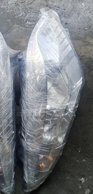 Renault Megane 3 Headlight - Direct Tokunbo