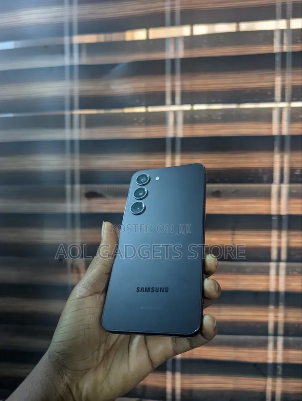 Samsung Galaxy S23 128GB Black - 1