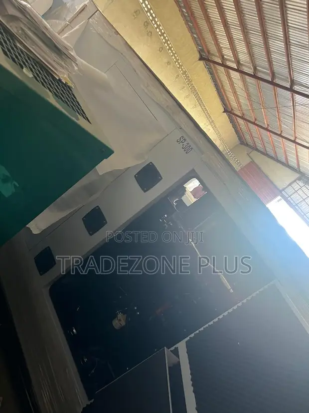 Durable Perkins 300kVA Enclosed Generator - 1