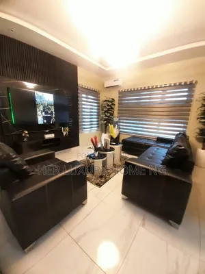 Wanda aka shirya gida mai dakuna 1 a Sunnyvilla, Ado/Ajah don haya